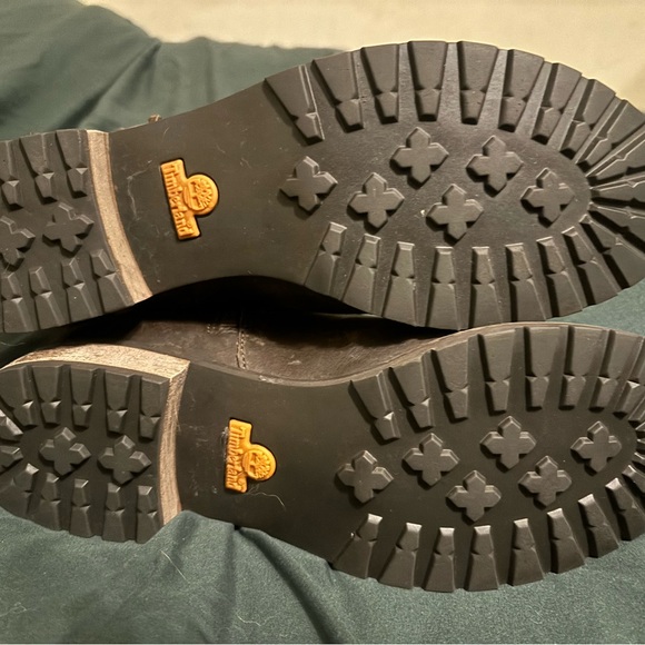 Timberland Women's Brown Leather Boots - Picture 2 of 4